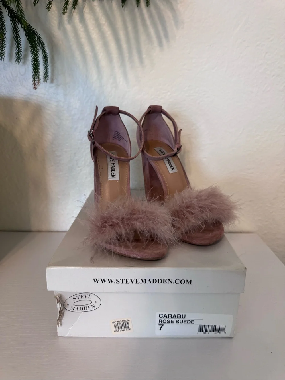 Steve Madden Dusty Mauve Feather-Trim Block Heel Sandals